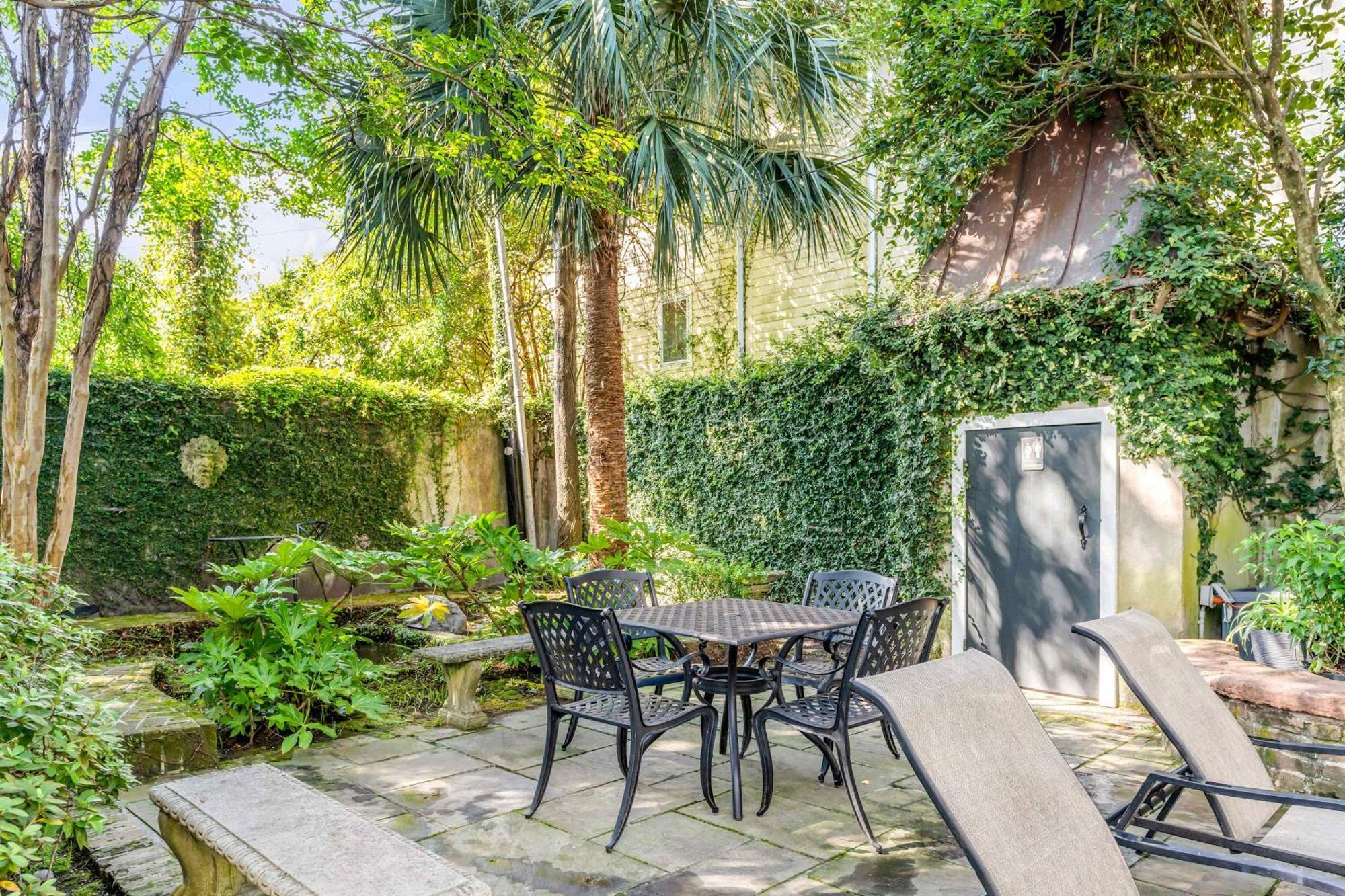 Serene Cottage With Beautiful Garden And Heated Pool Charleston Exterior foto